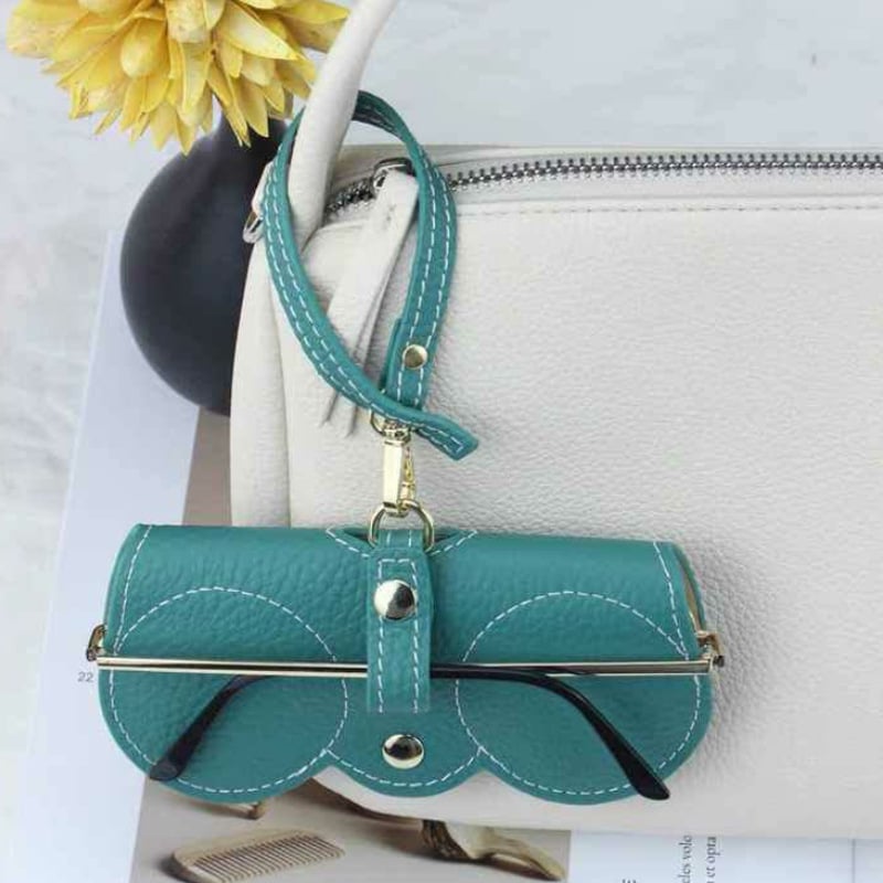 🔥This Week's Special ✨Soft PU Leather Sunglasses Bag👓️