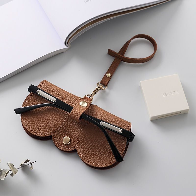 🔥This Week's Special ✨Soft PU Leather Sunglasses Bag👓️